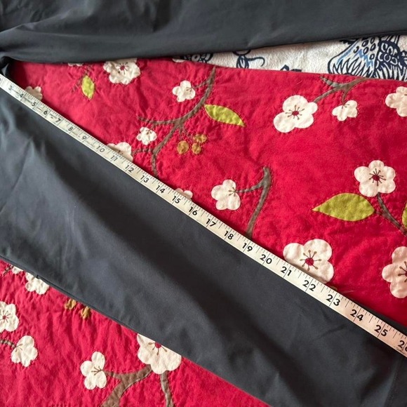 Lululemon Men's pants - Picture 8 of 8